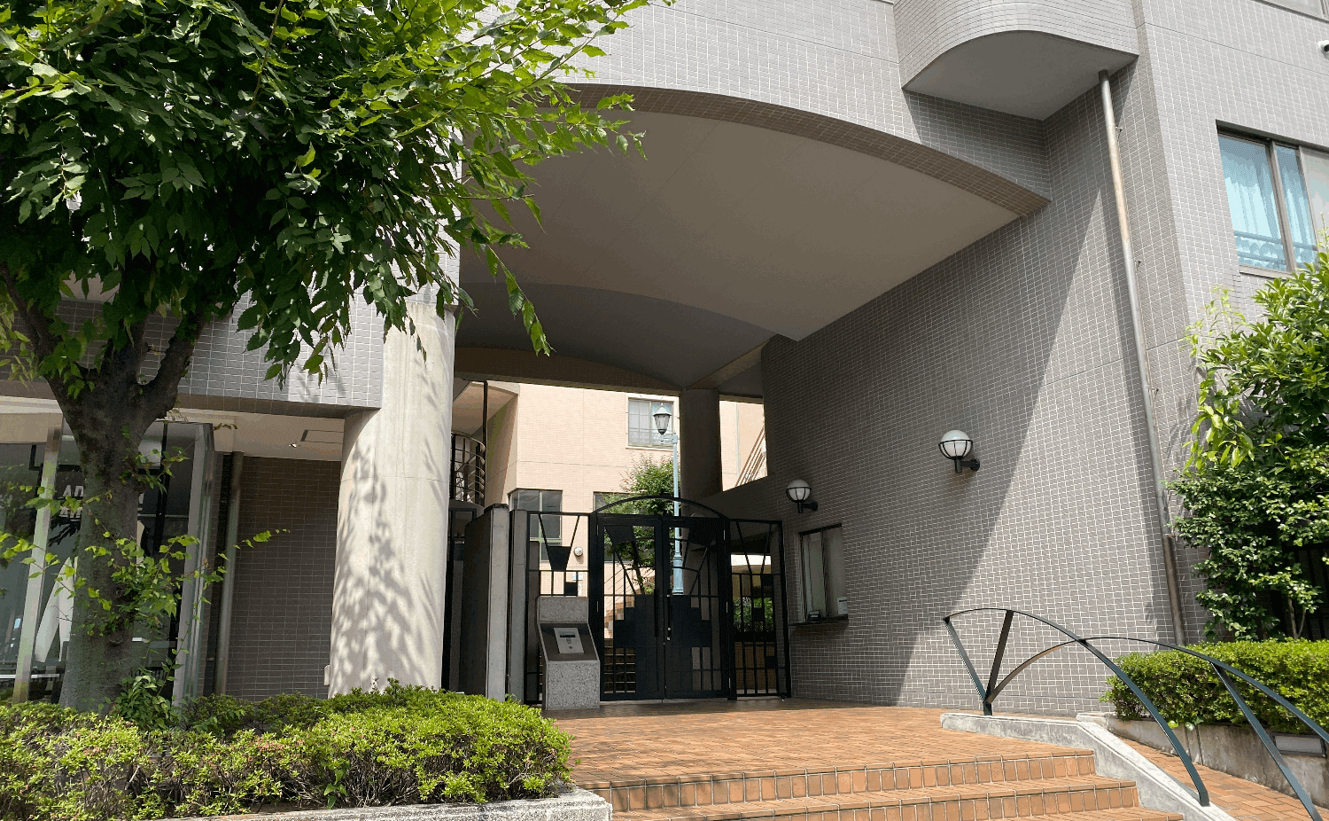 歯科医院のサムネイル