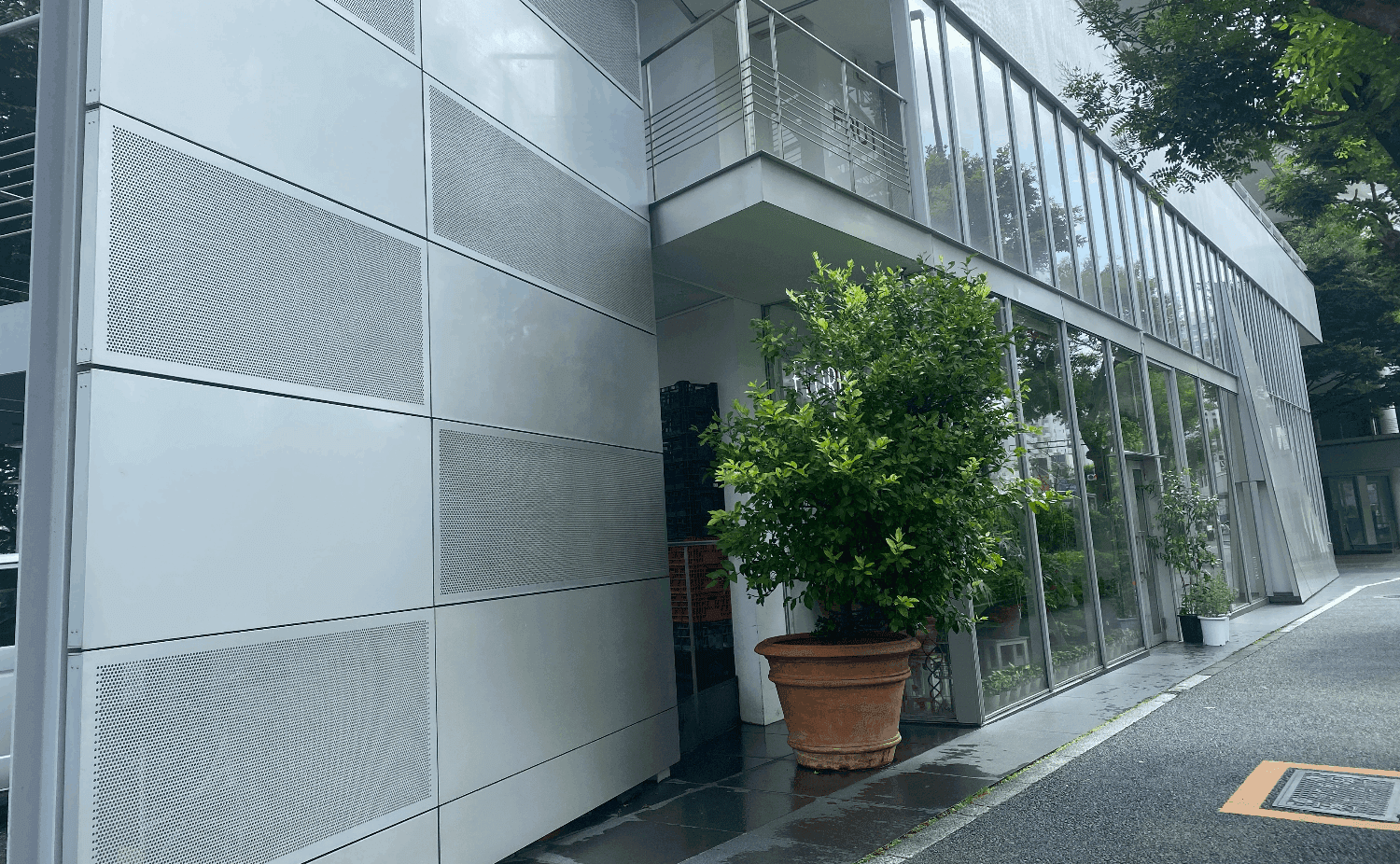 歯科医院のサムネイル